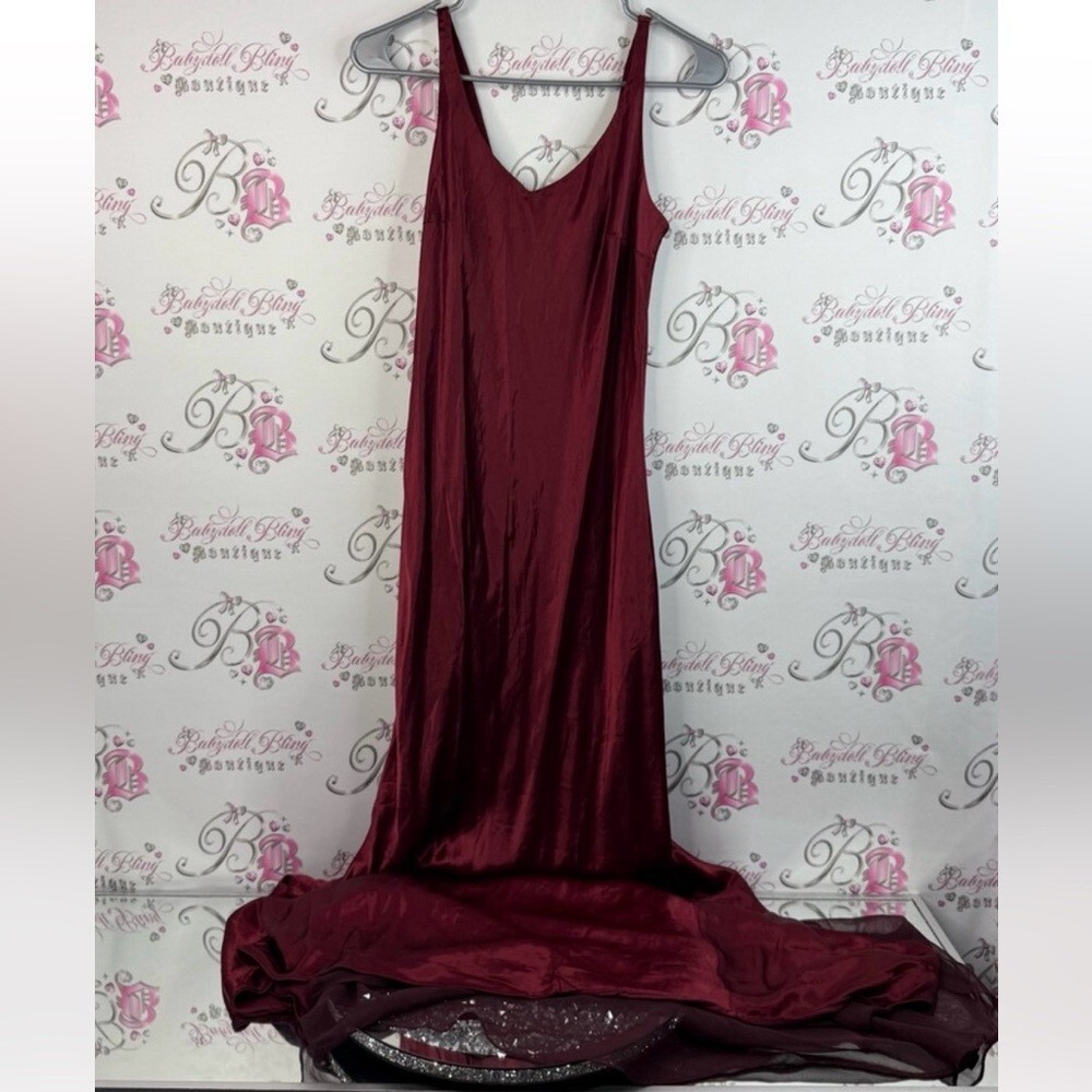 Scarlet dress long shiny shimmer long maxi flowy Deep Red Satin Chemise